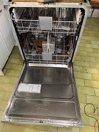 Lavastoviglie incasso Rex Electrolux