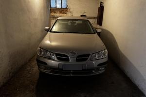 Nissan Almera del 2000