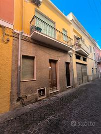 Appartamento da Ristrutturare Piano Terrra