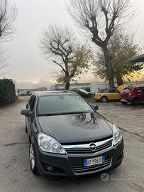 Opel Astra 1.6 16V GPL-TECH Station Wagon Edition