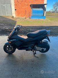 gilera runner