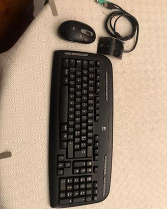 Tastiera Logitech wireless