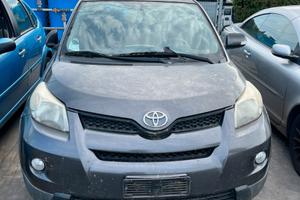 Toyota Urban Cruiser per ricambi