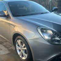Alfa Romeo Giulietta 1.6 JTDm-2 105 Cv dist nuova 
