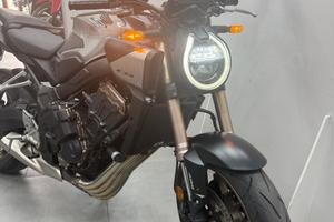 Honda CB 650R E-CLUTCH