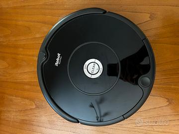 Robot Roomba 606