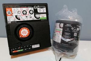 MERCEDES Kit riparazione e gonfiaggio pneumatici
