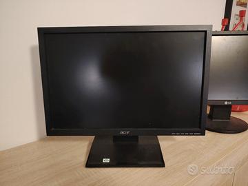 N° 2  monitor 19 pollici 16/9 Asus e LG