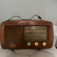 radio d’epoca a valvole La Voce del Padrone
