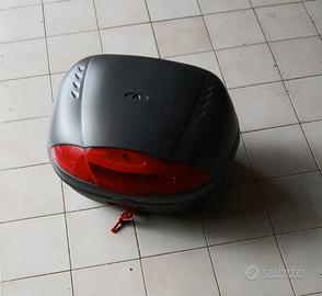 Bauletto  givi capienza 2 cachi integrali