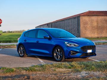 Ford Focus ST Line