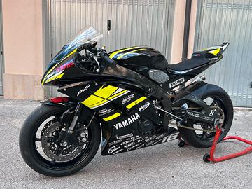 Yamaha R6 2008 pronto pista immatricolata