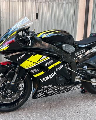 Yamaha R6 2008 pronto pista immatricolata