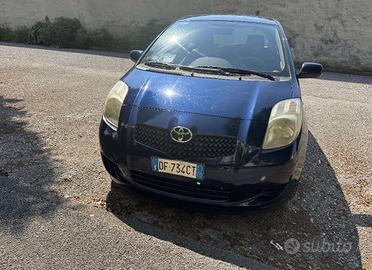 Toyota Yaris 3p 1.0 Sol
