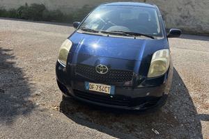 Toyota Yaris 3p 1.0 Sol
