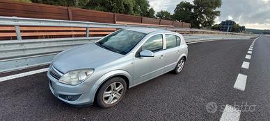 Opel Astra 1.4 16V gpl