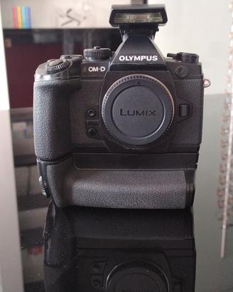 Olympus OM-D E-M1