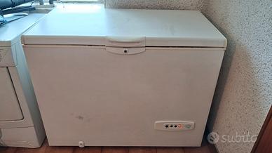 Freezer congelatore a pozzetto