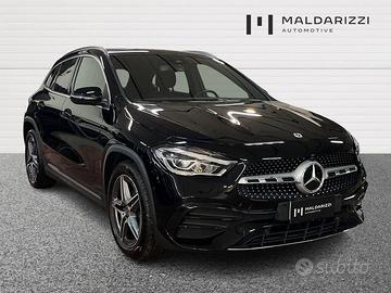 Mercedes-Benz GLA GLA-H247 2020 200 d Premium...
