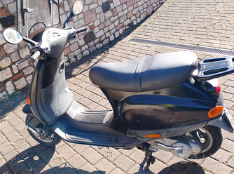 Scooter vespa 50 4tempi
