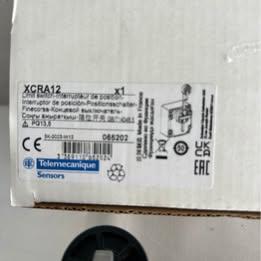 Finecorsa Telemecanique XCRA12 AC15. 240v