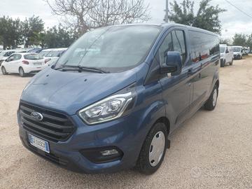 Ford Transit Custom 9 posti maxi