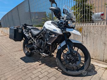 Triumph Tiger 800 xrx