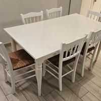Tavolo allungabile + 6 sedie
