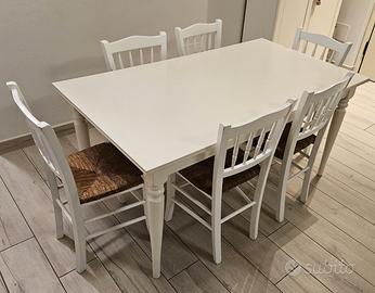 Tavolo allungabile + 6 sedie