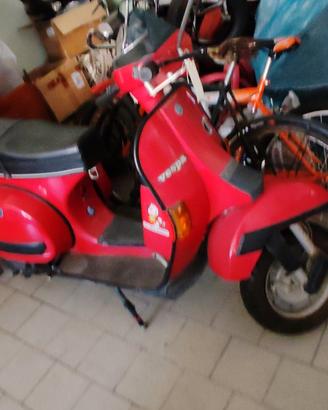 Vespa 125 T5 "Pole Position" (VNX5T) – Conservata,