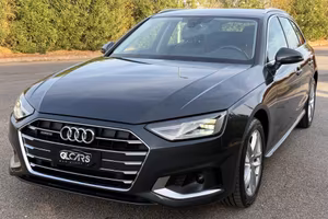 Audi A4 Avant 40 TDI quattro S tronic Business Adv