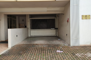 Garage grande, posizione favorevole