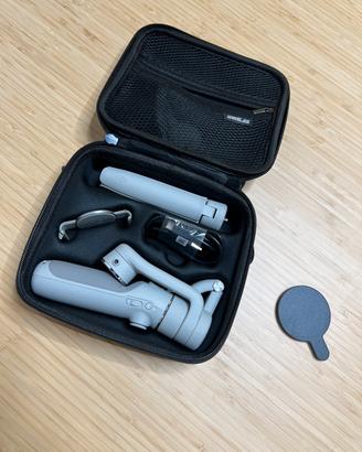 DJI OM 5 Stabilizzatore a 3 Assi per Smartphone