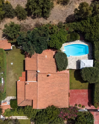 Villa con giardino e piscina