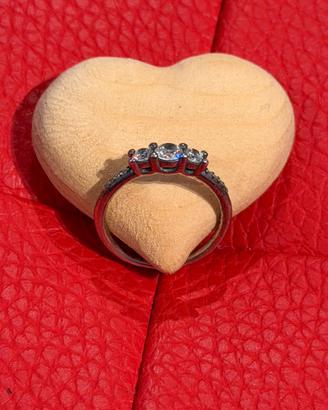 Trilogy Pandora con pietre di zirconia bianche