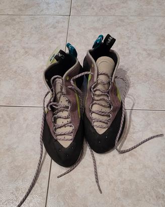 Scarpe da arrampicata Maestro Mid Wmn Scarpa