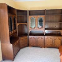 mobile soggiorno con tavolo rotondo allungabile