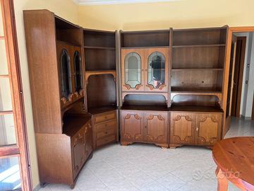 mobile soggiorno con tavolo rotondo allungabile