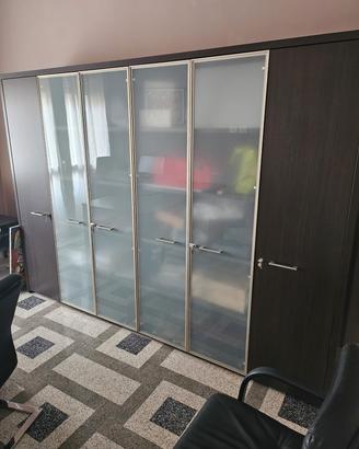 Armadio libreria in legno wenge per studio 
