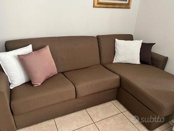 DIVANO LETTO CON PENISOLA CONTENITORE