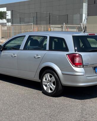 Opel Astra 1.6 16V GPL,UNICO PROPRIETARIO