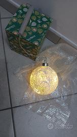Pallina di natale con lampadina artigianale