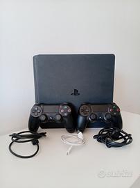 PlayStation 4 slim con controller e cavi 