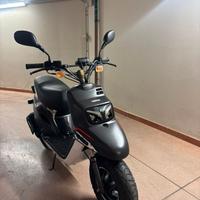 MBK BOOSTER 50 NAKED