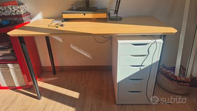Scrivania Ikea