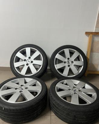 CERCHI IN LEGA GOMMATI FORD