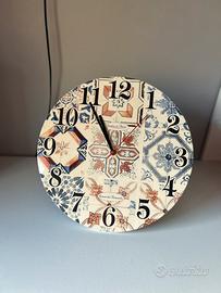 Orologio da parete o da appoggio moderno