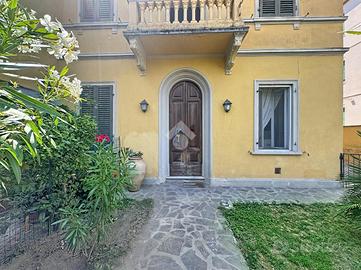 CASA INDIPENDENTE A PISA