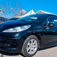 Peugeot 207 - 1.4 benzina come NUOVA