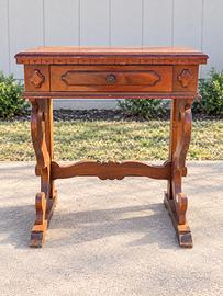 Tavolino antico in legno